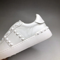 VLTN ''ROCKSTUD'' WHITE/WHITE